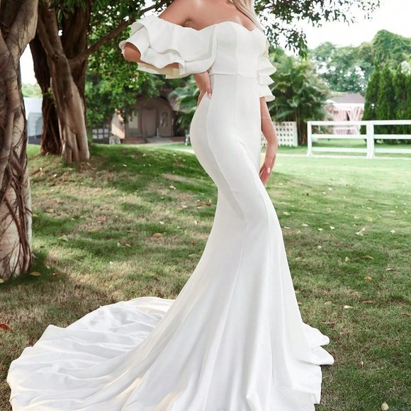 White Preppy Womens Off Shoulder Ruffle Trim Floor Length Wedding Dress - Picture 1 of 5